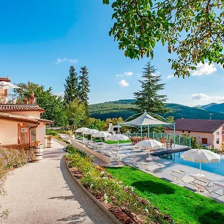 Villa Cappelletti 12, Emma Cesi