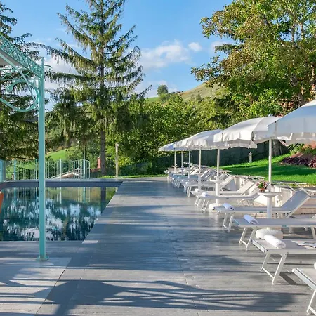 Cappelletti 16&2, Emma Cesi