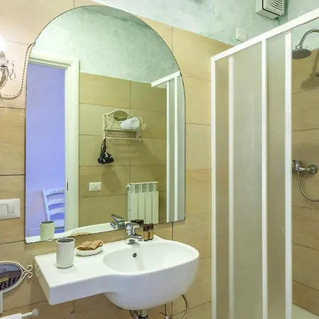 Cappelletti 16&2, Emma *