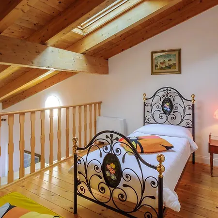 Cappelletti 16&2, Emma * Cesi