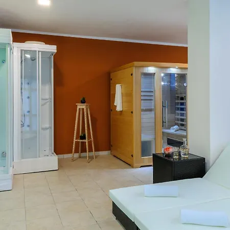 Cappelletti 16&2, Emma