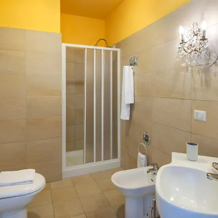 Cappelletti 16&2, Emma Villa *