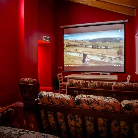 Cappelletti 16&2, Emma Cesi