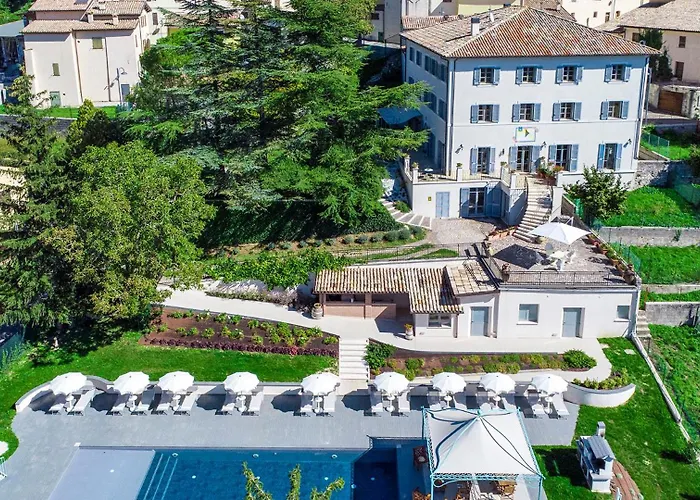 Cappelletti 16&2, Emma Villa