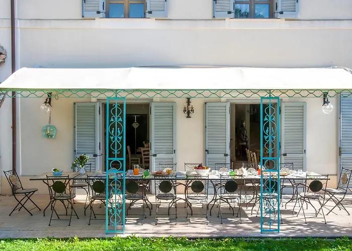 Cappelletti 16&2, Emma Cesi