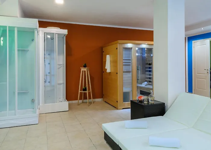 Cappelletti 16&2, Emma