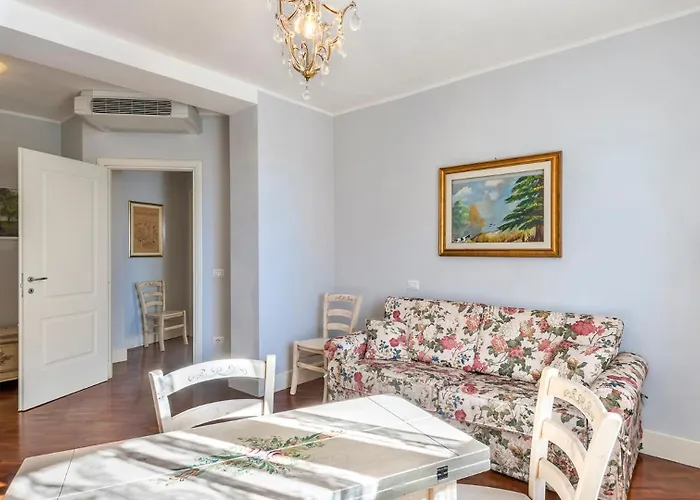 Cappelletti 16&2, Emma